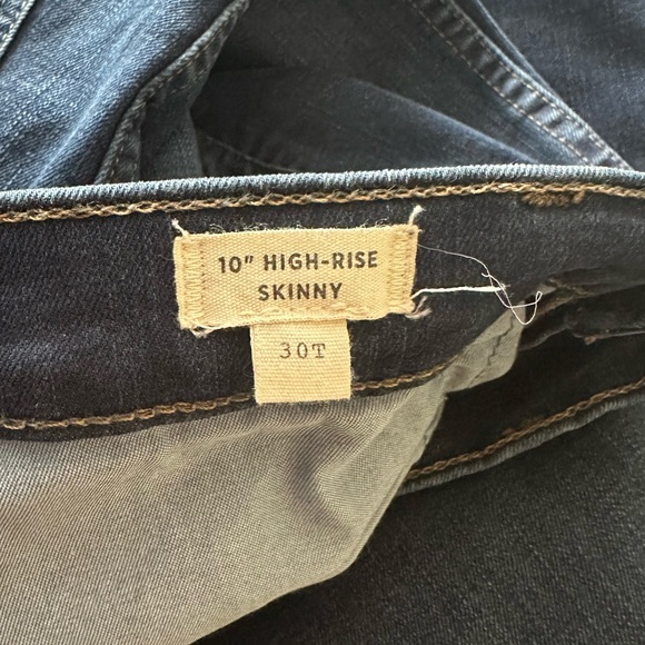 Madewell 10” High Rise Skinny Jeans - Picture 4 of 5